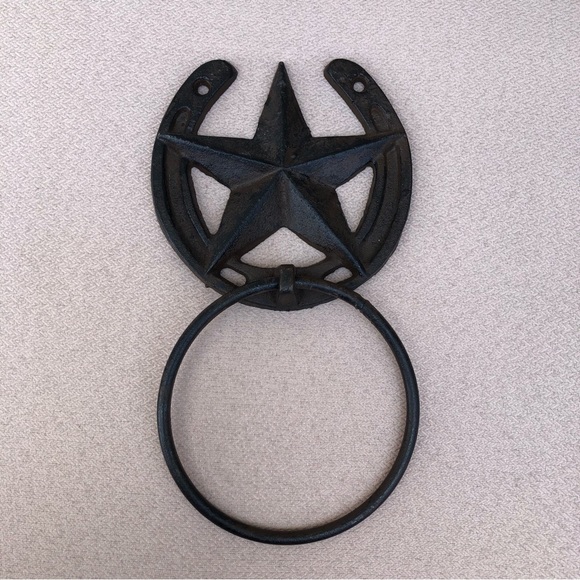 Horseshoe With Lonestar Rustic Cast Iron Barn Style Bath Towel Ring Home Office - Picture 2 of 8